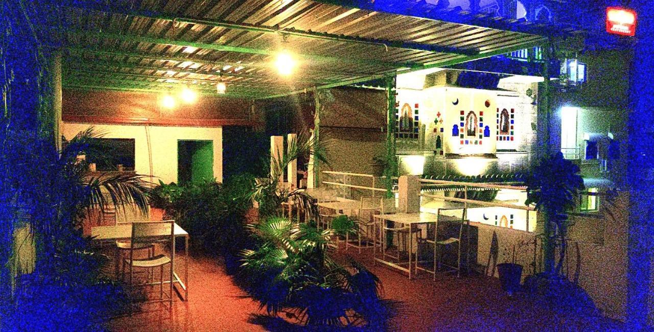 Hotel Shiv Palace Ουνταϊπούρ Εξωτερικό φωτογραφία
