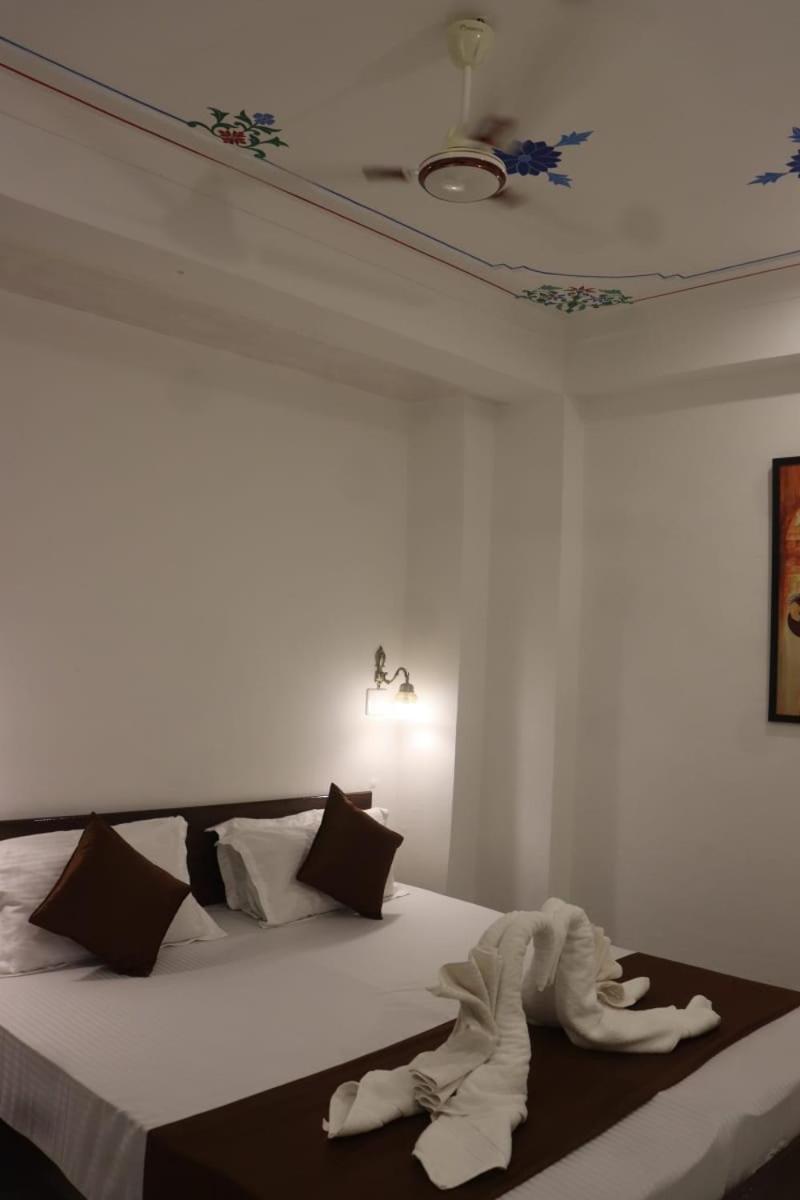 Hotel Shiv Palace Ουνταϊπούρ Εξωτερικό φωτογραφία