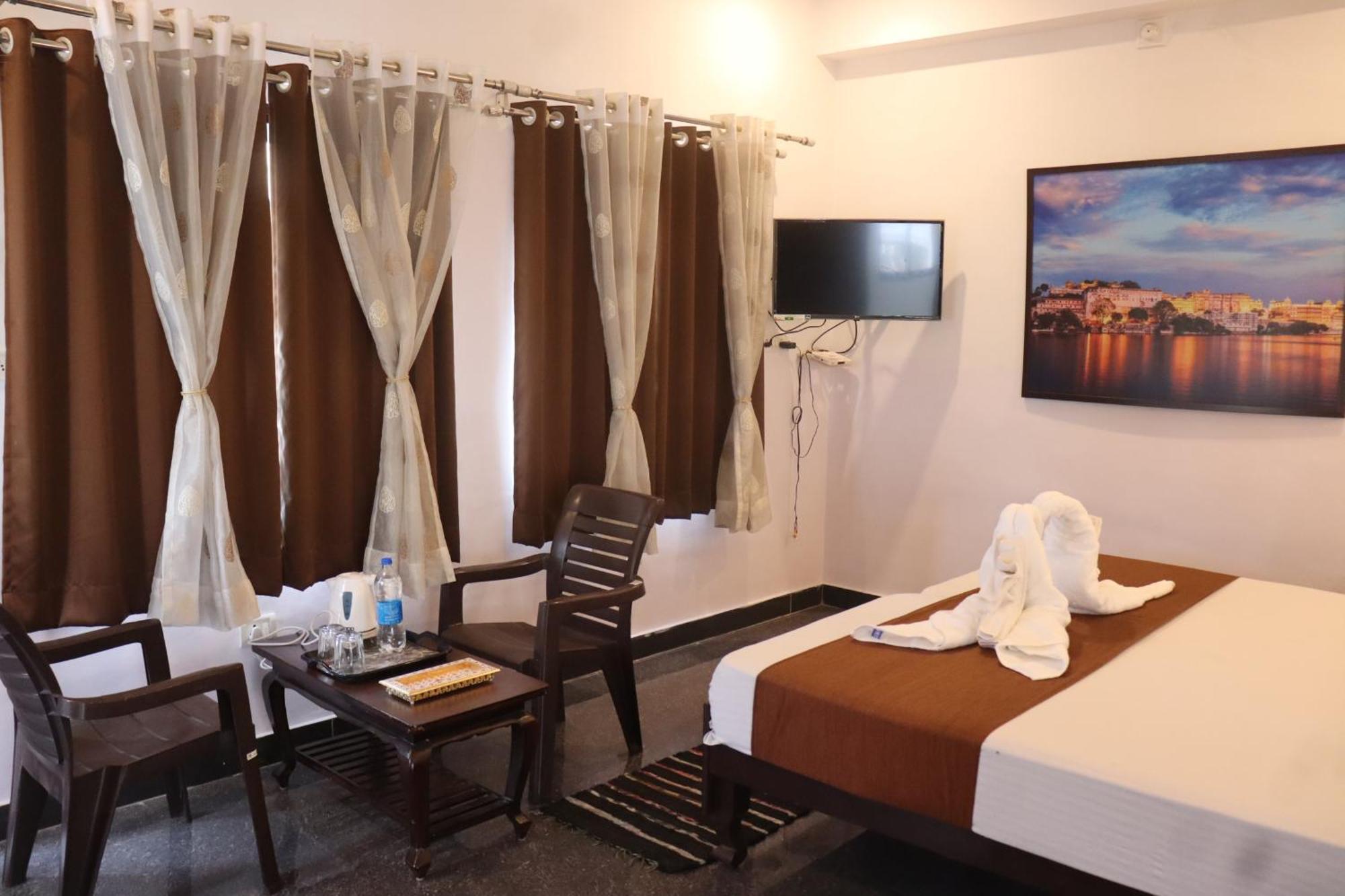 Hotel Shiv Palace Ουνταϊπούρ Εξωτερικό φωτογραφία